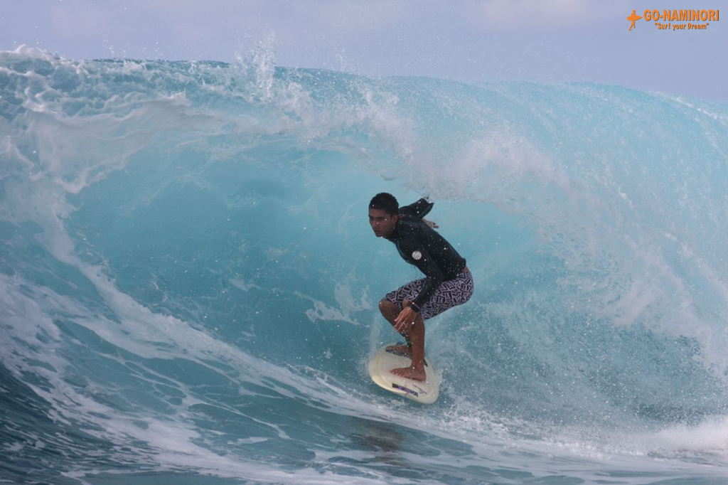 ハワイの壁紙 On The Surf World サーフィン Tube Time Velzyland Hawaii プラスハワイ