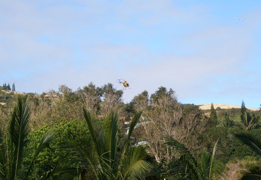 黄色のヘリコプター