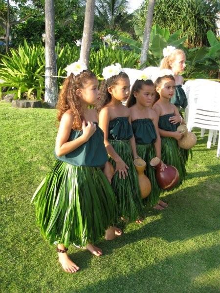 ti reef hula dancer