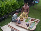 古代ハワイの生活、ポイを作る体験−１